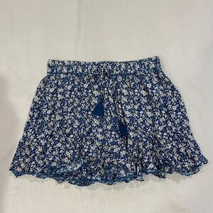 Vici Aakaa floral ruffle mini skirt medium